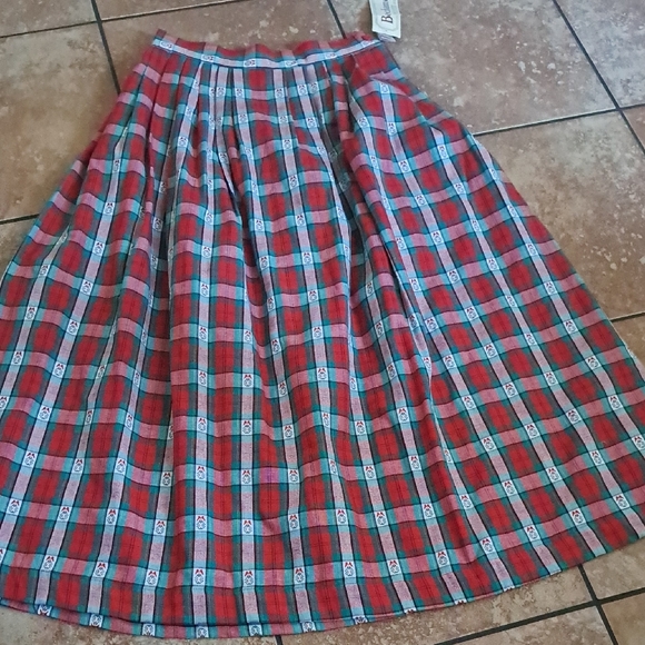 Bechamel Red and Green Checkered Midi Skirt - Picture 4 of 6